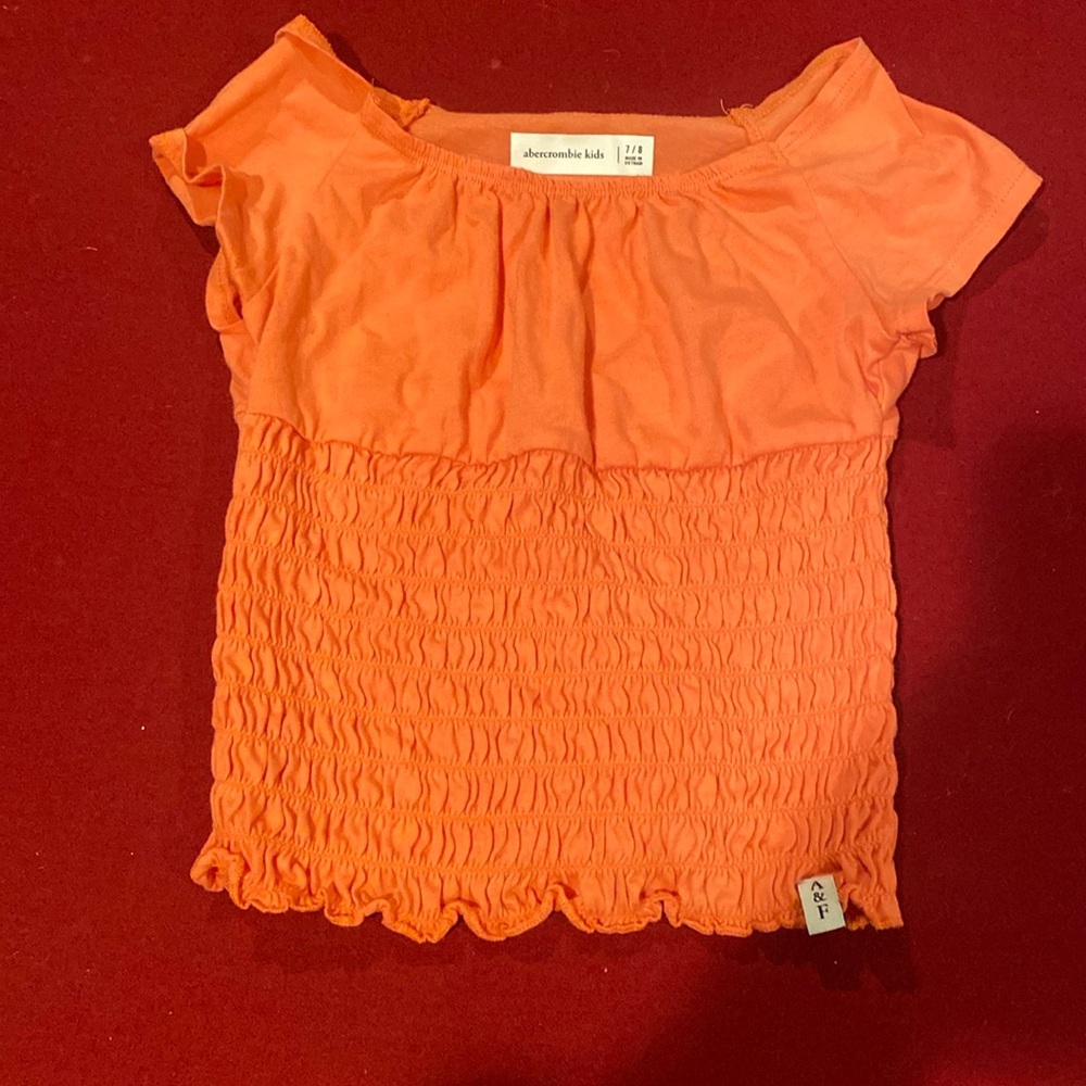 A&F coral tee 7/8